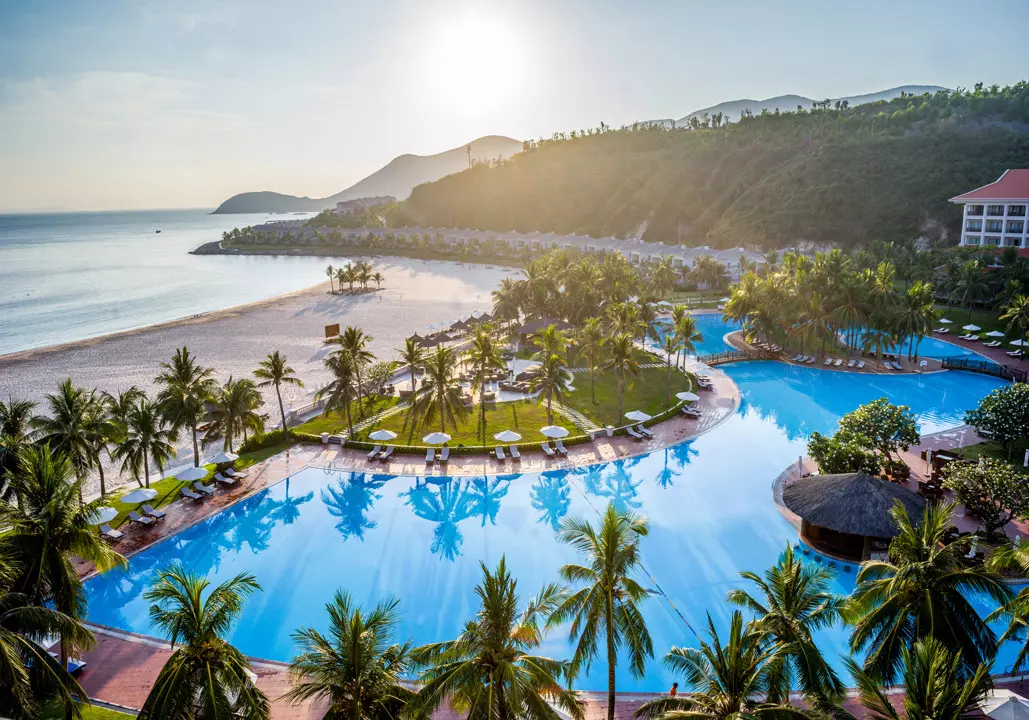 Du lịch Nha Trang - Vinpearl Land - Dịch vụ cho thuê xe SBS