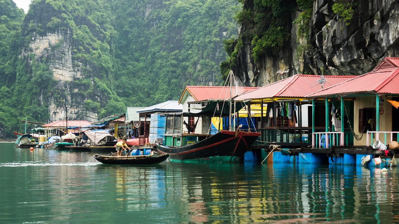 Du lịch Hạ Long - Làng Chài Cửa Vạn - SBS Transport